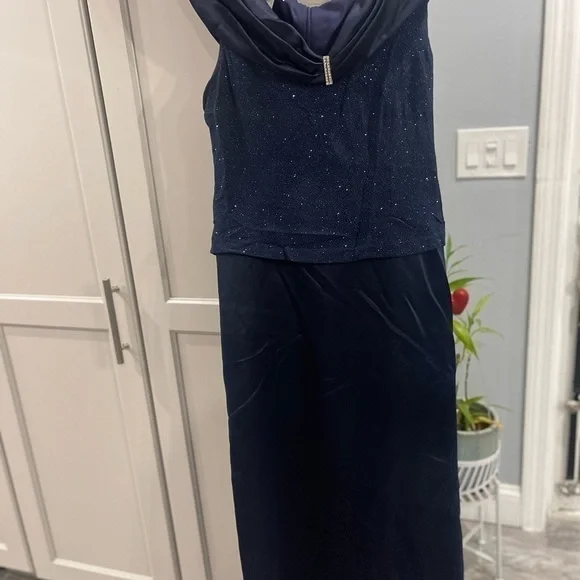 Patra Starburst Lace Gown woman’s size 16 - Picture 9 of 15